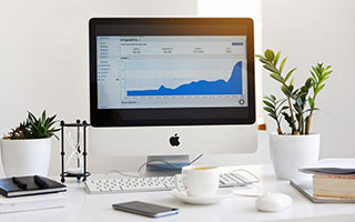 34岁萨拉赫独造两球仍难掩一个事实：利物浦的争四全靠这条老腿